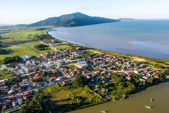 Cidade do litoral catarinense se torna nova ‘fronteira de luxo’ do mercado imobiliário